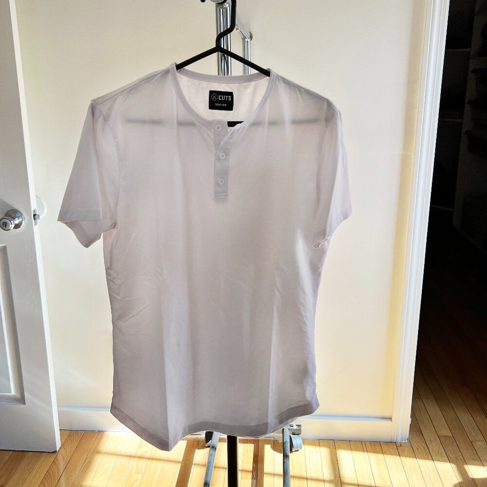 Cuts Clothing Short Sleeve Henley - White